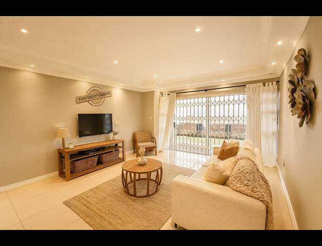 2 BEDROOM APARTMENT FOR SALE IN LA MERCY